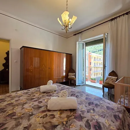 Spacious Flat With Terrace, Wi-fi, Sea & Finalborgo Finale Ligure