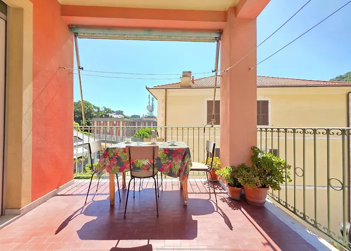 Spacious Flat With Terrace, Wi-fi, Sea & Finalborgo Appartement Finale Ligure