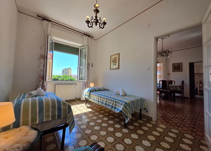 Spacious Flat With Terrace, Wi-fi, Sea & Finalborgo * Finale Ligure